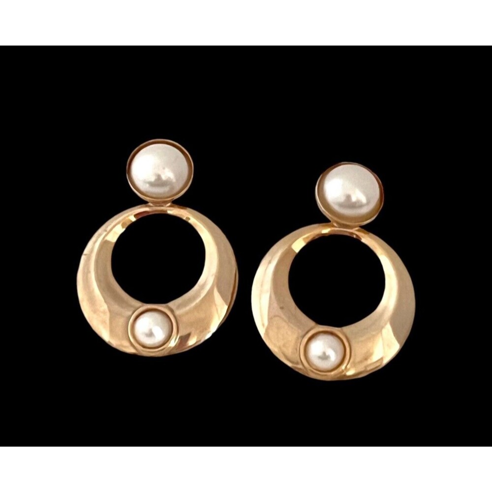 Vintage 1970s Drop Earrings Gold Tone Simulated Pearl Open Circle Dangle - 13I
